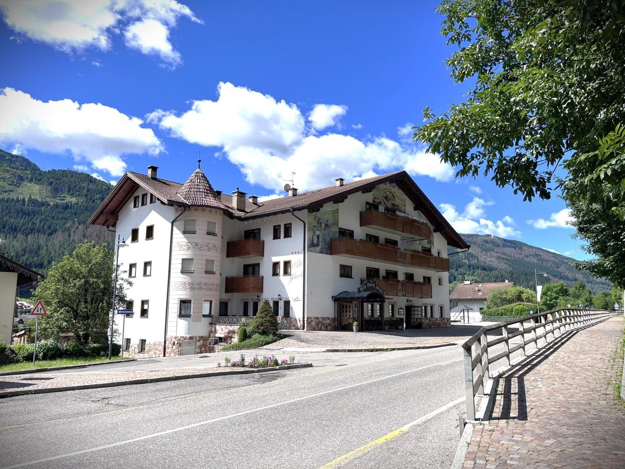 Hotel Villa Jolanda Ziano di Fiemme Exteriér fotografie